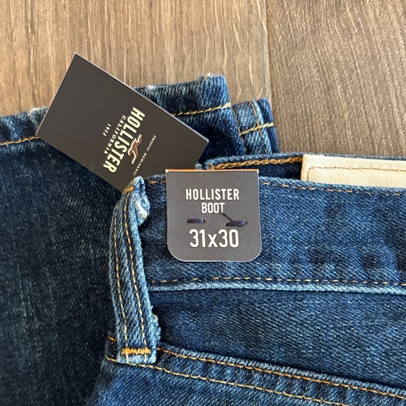 Hollister Dark Blue Boot Cut Men's Jeans - Picture 2 of 5